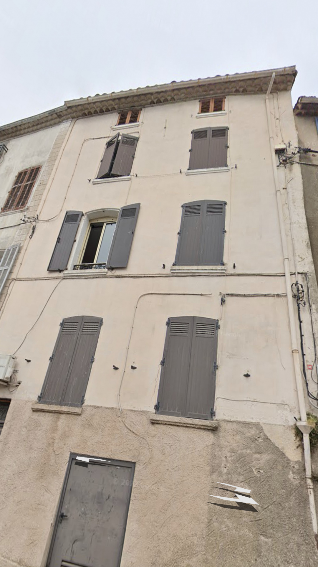 Vente Parking / Box 190m² à Puget-sur-Argens (83480) - Agence Patrimoine Immobilier